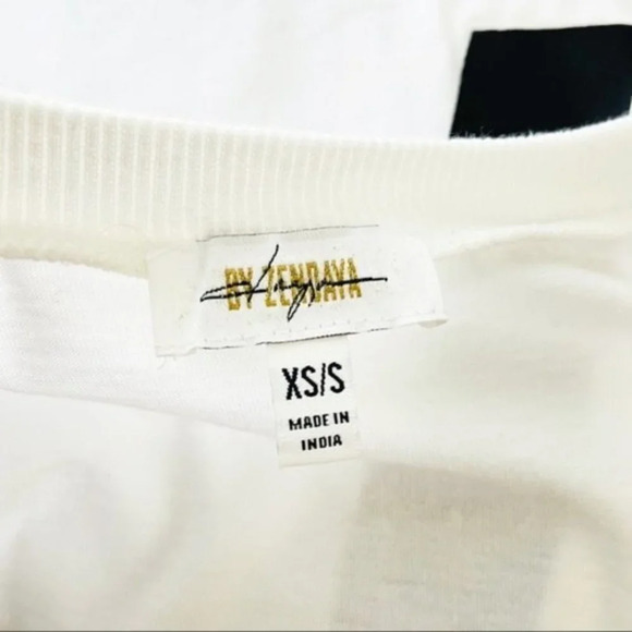 BY ZENDAYA White & Black 'Self Empowerment' Long-Sleeve Tee - Picture 9 of 9